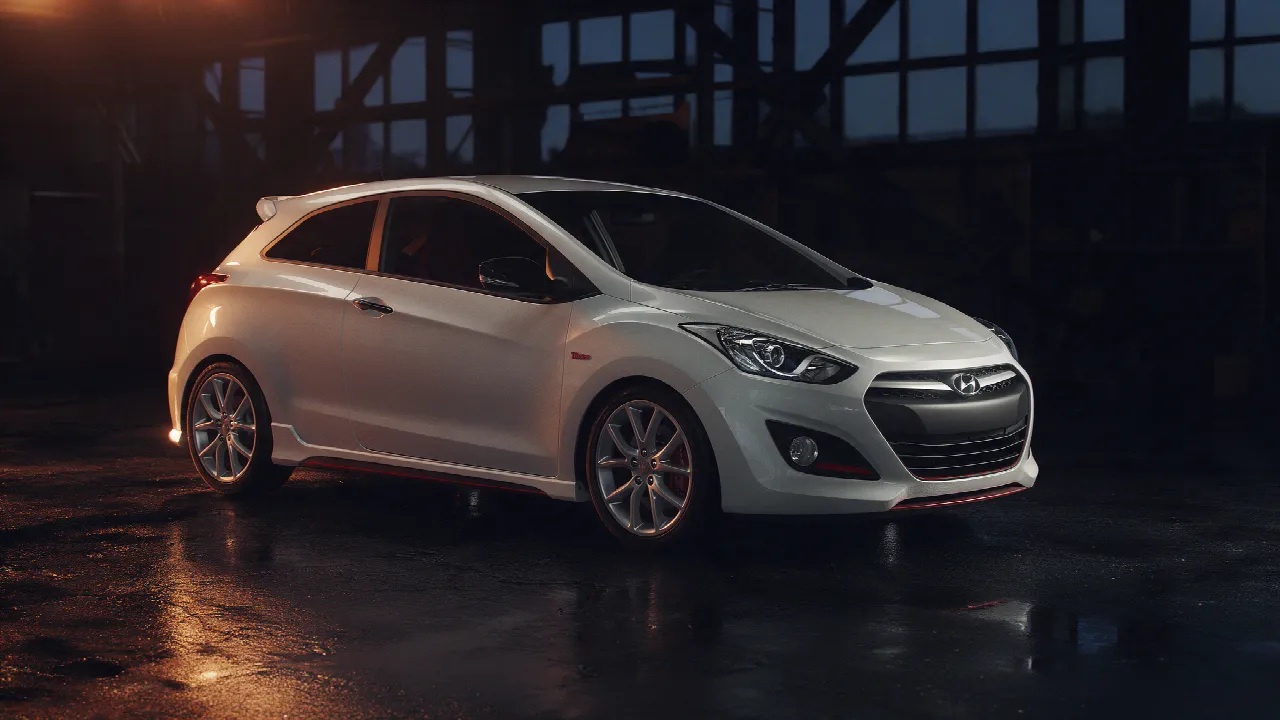 Hyundai i30 Turbo in donkere werkplaats
