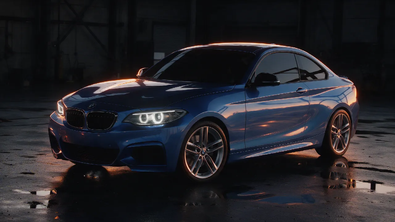 BMW 230i coupe in Estoril Blue in een donkere werkplaats bij schemering met oranje randverlichting